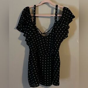 $8❤️Bundled Torrid Black Blouse with White Diamond Pattern